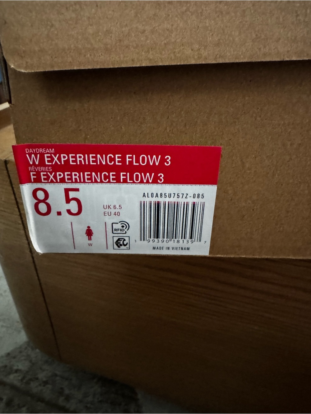 Altra Women’s Sneakers in Black with Teal Accents - Picture 7 of 7